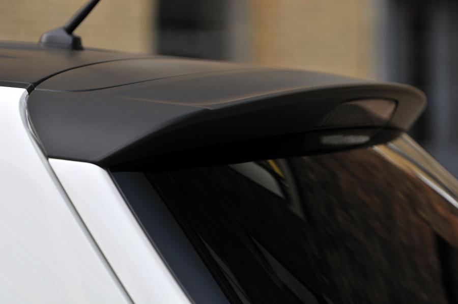  Mitsubishi ASX Black 2011 года  (UK) (фото 27 из 109)